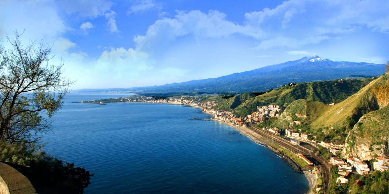 Taormina Holidays Giardini Naxos Exterior photo
