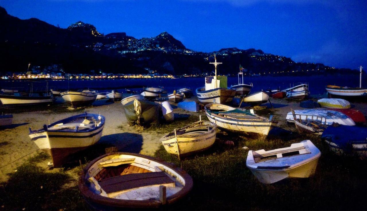 Taormina Holidays Giardini Naxos Exterior photo